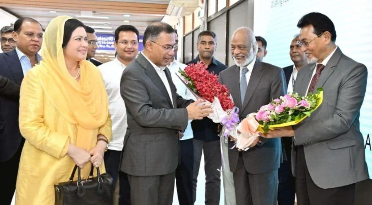 দেশে ফিরেছেন প্রধানমন্ত্রী তারেক রহমান