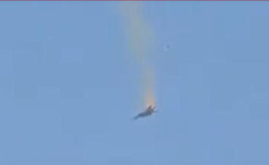 মিসাইলের আঘাতে বিধ্বস্ত মার্কিন 'এফ-১৫' ফাইটার জেট