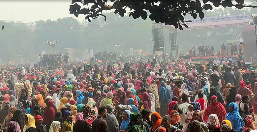 ঠাকুরগাঁওয়ে আজ জনসভা করবেন বিএনপির চেয়ারম্যান তারেক রহমান। তাঁর জনসভা উপলক্ষে নেতা–কর্মী ও সমর্থকেরা জড়ো হয়েছেন ঠাকুরগাঁও সরকারি বালক উচ্চ বিদ্যালয় বড়মাঠে