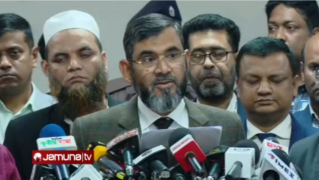 নির্বাচন কমিশনার আবুল ফজল মো. সানাউল্লাহ।