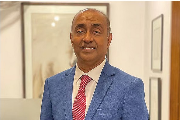 বিএনপির প্রার্থী মো. আসাদুজ্জামানকে বেসরকারিভাবে বিজয়ী ঘোষণা করা হয়েছে