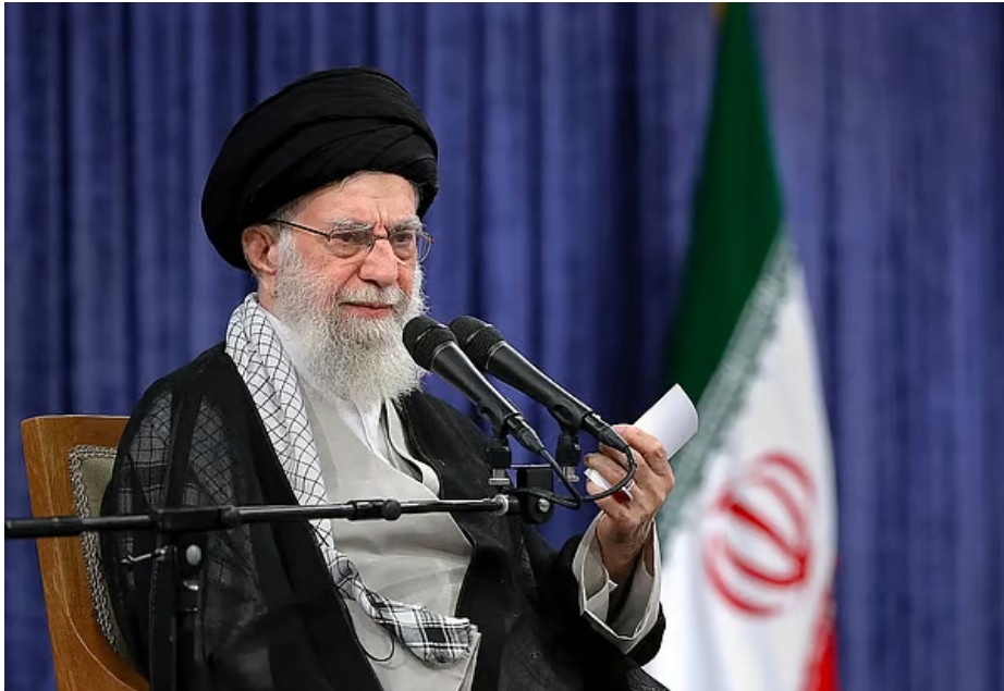 ইরানের সর্বোচ্চ নেতা আয়াতুল্লাহ আলী খামেনি